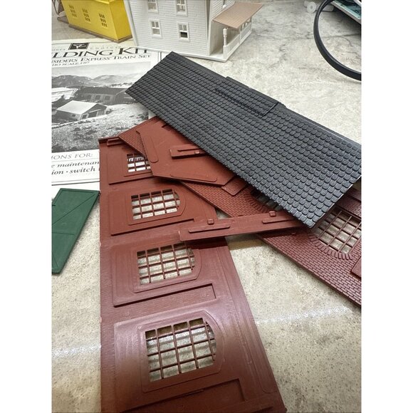 5 building kit with manual Presidents Choice HO Scale 1:87 - Picture 4 of 10